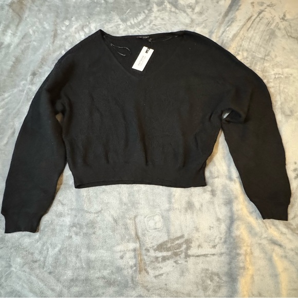 Dynamite Sweaters - Dynamite Black V-Neck Sweater for Women

#1377
